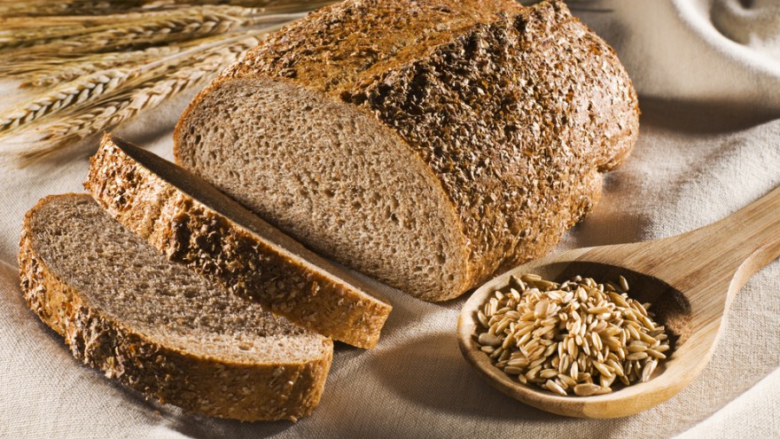 20160225-whole-grain-bread-shutterstock_63149434-880x495.jpg