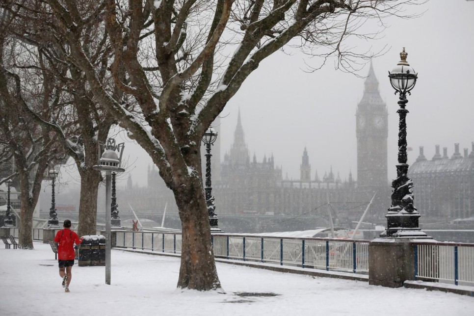 snowlondon0701a.jpg