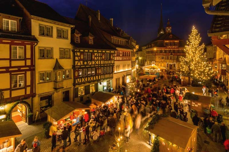 Christmas_market_Stein_am_Rhein.jpg